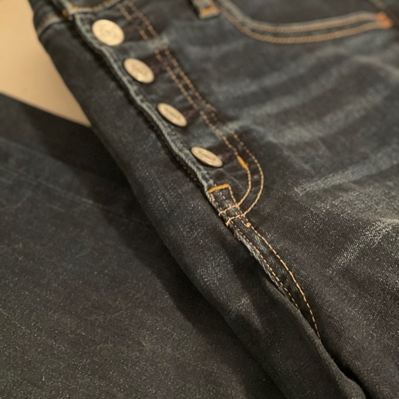 Never worn, Size 30, gap , high rise , button fly, curvy true skinny jeans - Picture 4 of 6